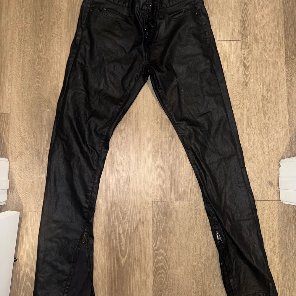 Sleek Black Skinny Jeans for Men